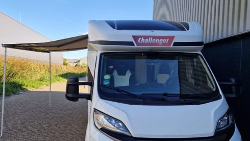 Holiday Hopper – 4p Challenger integrated uit 2018