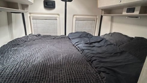 4p Peugeot bus uit 2021