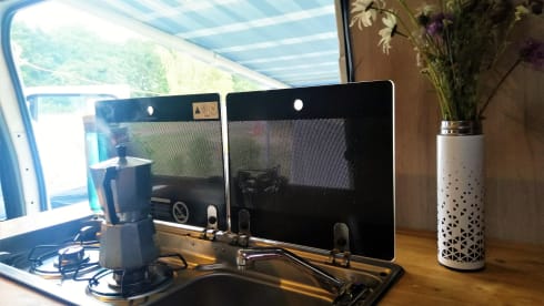 Arthur – takes you smoothly to any adventure - Ford Transit