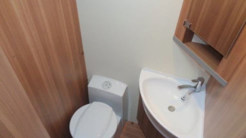 W2 – Nice 4 person camper from 2018!