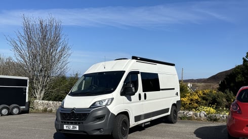 Henry – 2 berth Self-Converted Citroen Relay Campervan