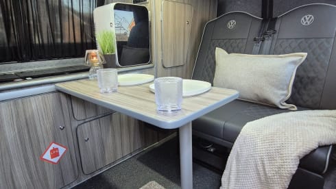 Camper Volkswagen a 4 posti letto del 2015