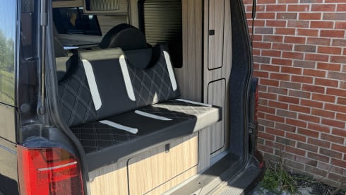 Tigger The Transporter – 4 berth Volkswagen T6.1 2020