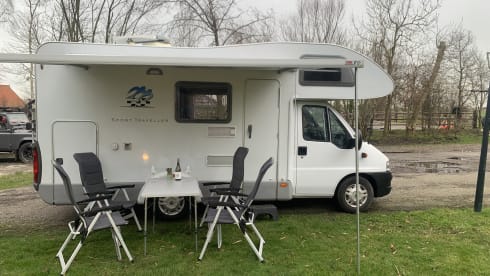 6p Knaus alcove from 2007