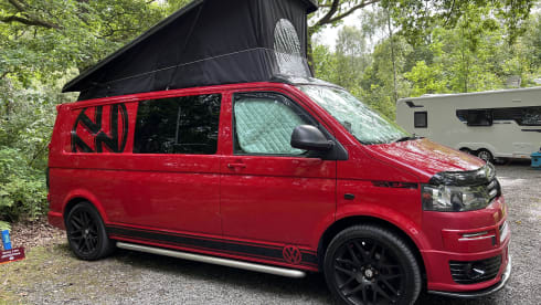 Veronica – Spacious VW T5.1 Saltburn, North Yorks Huge bed! INSURANCE INCLUDED