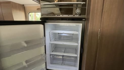4-person Chausson semi-integrated from 2012