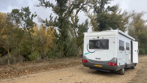 4p Hymer semi-integrated from 2000