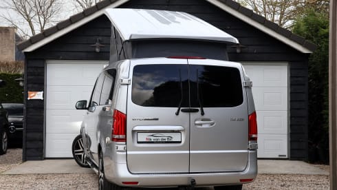 4p Mercedes-Benz campervan uit 2018