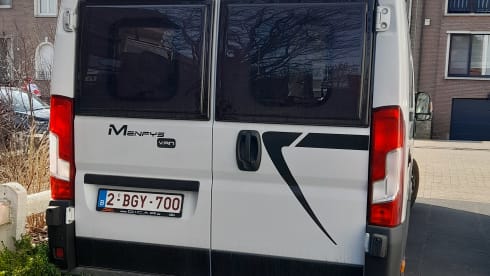 Jacq – New CamperVan: compact and all comfort