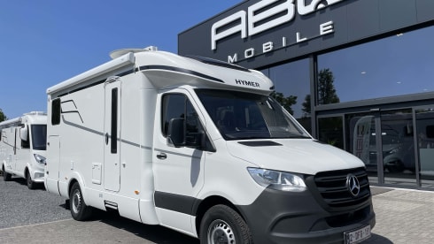 p Hymer semi-integrated from 2024