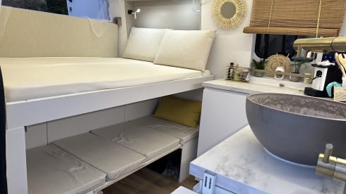 Abbi  – GUIDO II - home luxury van