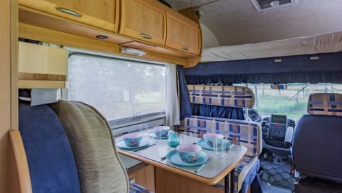 Nice compact 5p McLouis camper