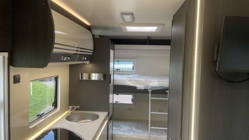 Sonnenschein  – Motorhome for 7 people