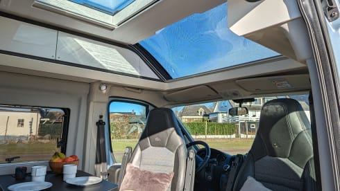 2p Adria Mobil bus from 2021