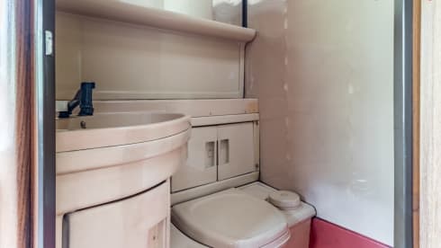 The Dude – Awesome retro camper from 1990