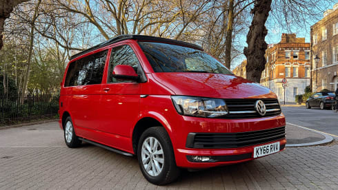 Ruby – Automatic VW T6 4 Berth Campervan with Poptop & Heater