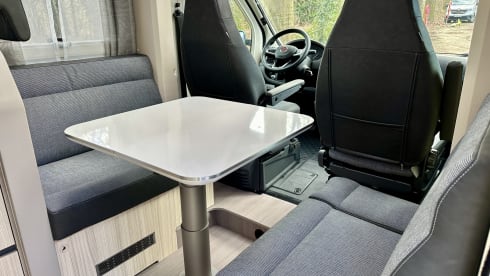 Adria Compact DL automatic 3p from 2024