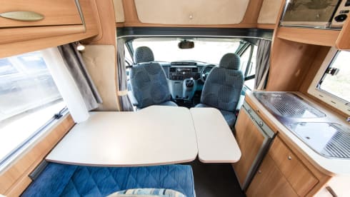 Poppy – 2 Berth Motorhome - Chausson