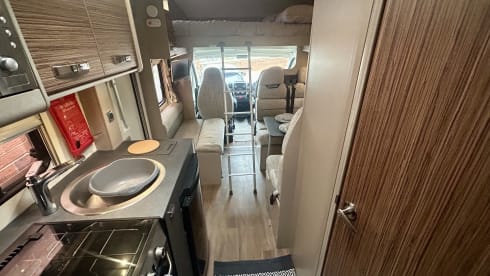 Modern 2020 well equipped 6 berth Swift motorhome 