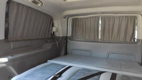 Camper Cruiser – Viano Fun Westfalia - Comfortable and compact cruising with a spacious accommodation.