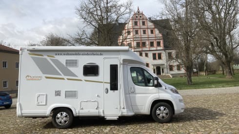 Dycki Duo – Get in, drive off, feel good.