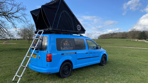 4 Birth – VW Caddy Camper