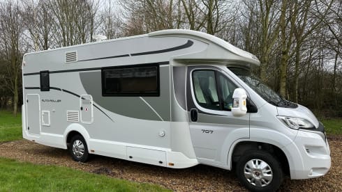 Destiny – 6 berth Fiat Autoroller Luxury model