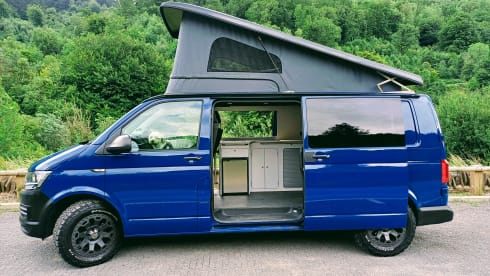 Myfanwy – All season VW T6 4 berth campervan