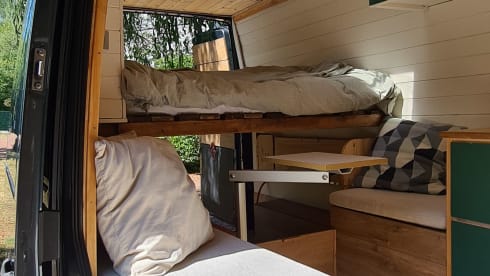 't buske! – Practical multifunctional motorhome for 2 people