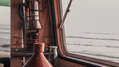 Germaine – Unique Mercedes classic car and off-grid camper