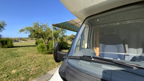 Mizar – Large camper with 2 double beds to travel all over Sardinia
