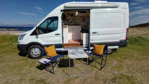 Morag McSporran – Cosy 2 Person Highlands & Islands Campervan