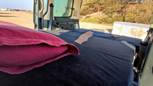 Bonnie – Citroen Berlingo Multispace Mini Campervan