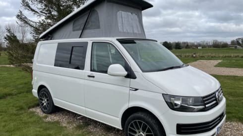 2/4 berth VW T6 Campervan With Heating