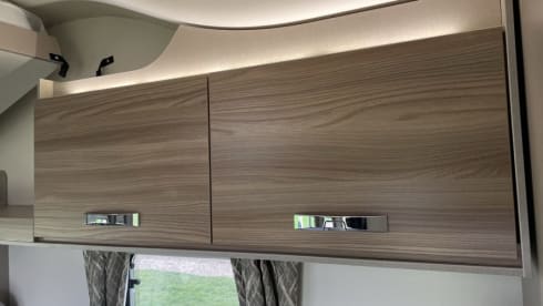 Fantastic 6 Berth Swift Edge 486 Motorhome