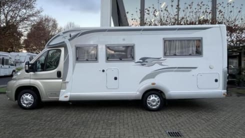 Laika – Very nice luxury Laika Hymer Camper