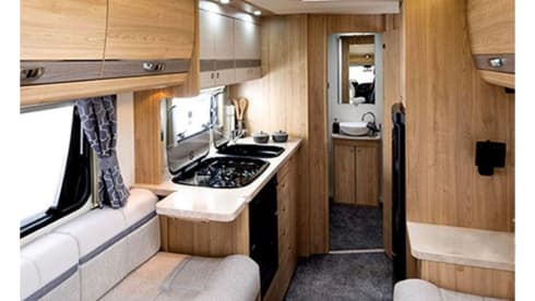 Presley – 2 Berth Peugeot Elddis Motorhome