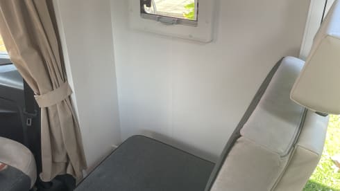 Le Van – Automatique4 couchettes Chausson-2024
