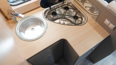 Top Ausstattung LMC H730 G Automatik