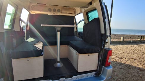 Bonnie – Citroen Berlingo Multispace Mini Campervan