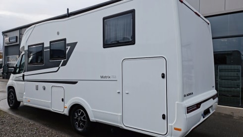 Matrix #1 – Adria Matrix 670 5 pers 2022 (#1)