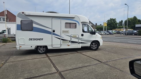 Sam – 4p Fiat semi-integrated uit 2001