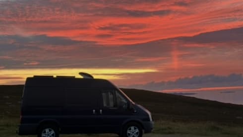 Bluey – Cosy Self-Built Camper Van for Your UK Adventures