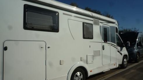 Dethleffs trend with stationary air conditioning