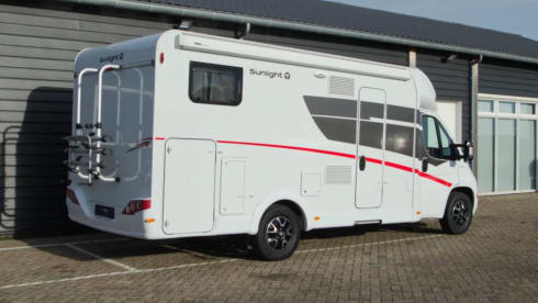 Sunlight T65 – Hele mooie ruime 4 persoons Sunlight camper uit 2022, veel bergruimte.