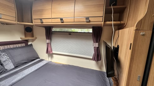 Bertha – 5 berth Peugeot semi-integrated from 2012