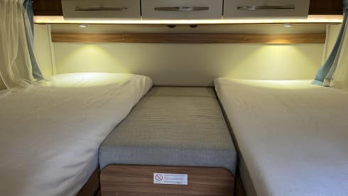 Carado  – Carado T448 5p semi-integrated from 2014