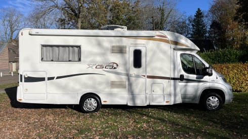 Nova – Nova - Luxury Camper - Spacious inside, compact outside!