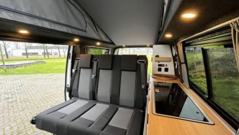 Woodpecker Groen – 4p Volkswagen campervan from 2019