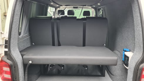 Victoria – VW Camper Van - T6 2017